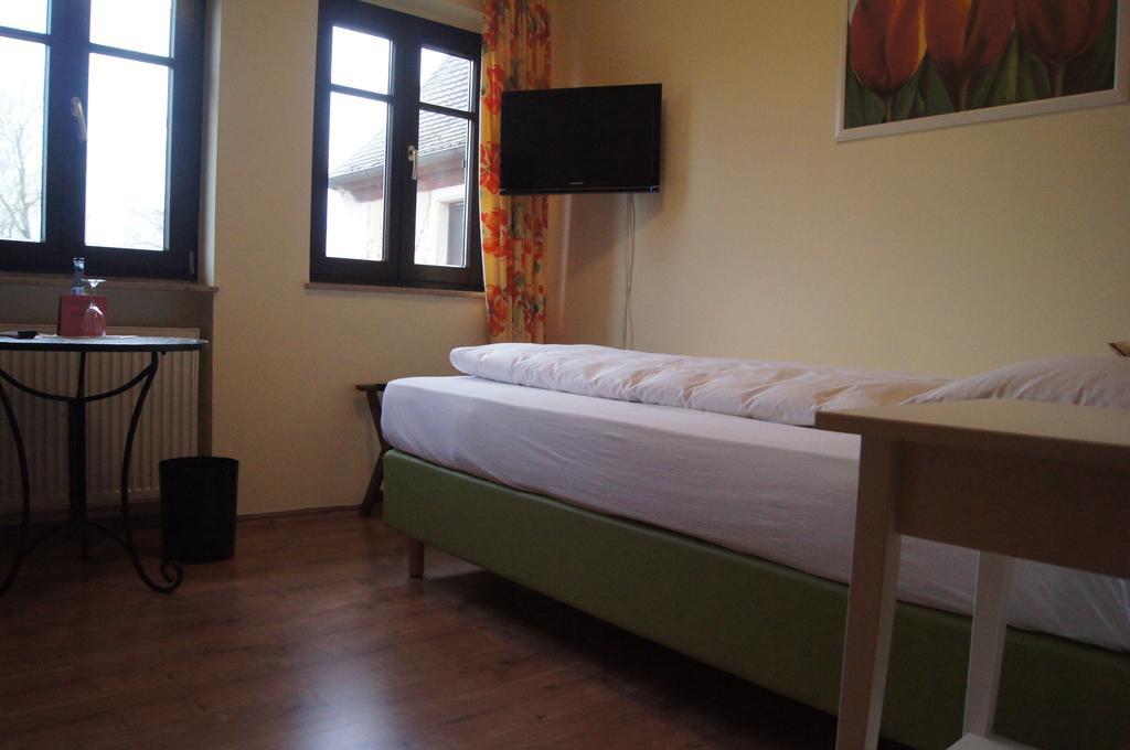 Land-Gast-Hof Walkmuehle Hotel Feuchtwangen Buitenkant foto