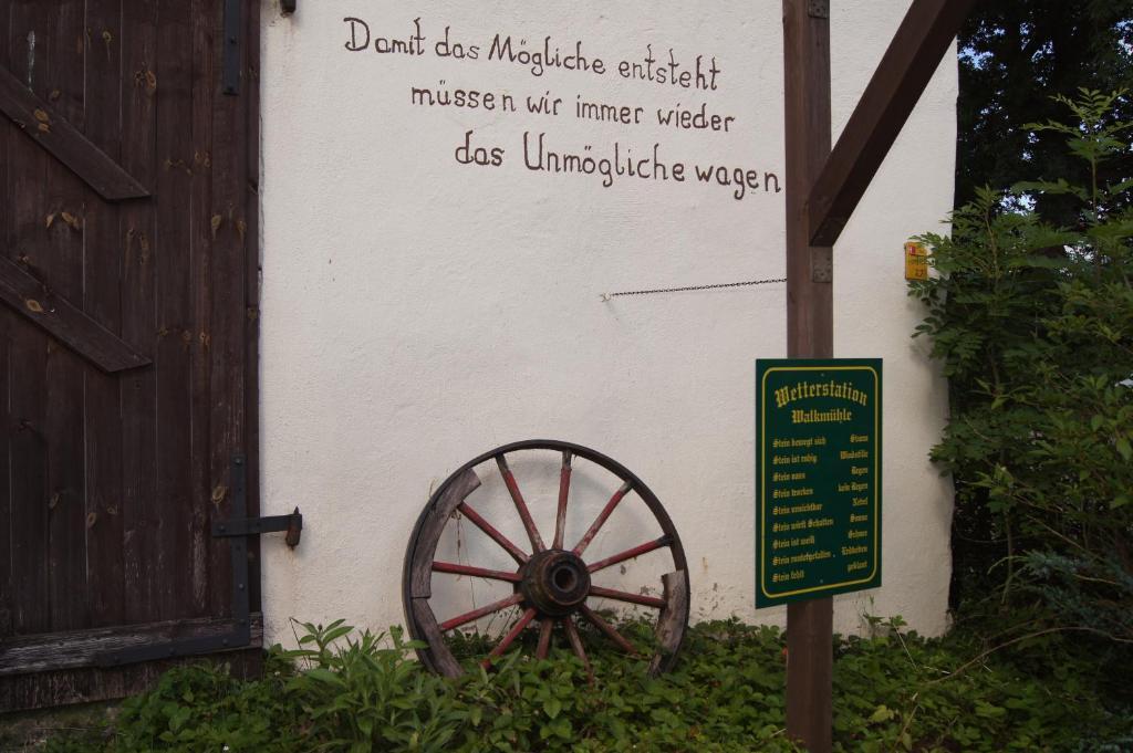 Land-Gast-Hof Walkmuehle Hotel Feuchtwangen Buitenkant foto