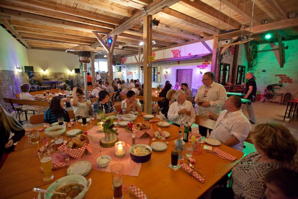 Land-Gast-Hof Walkmuehle Hotel Feuchtwangen Buitenkant foto